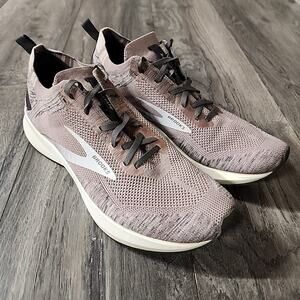Brooks Levitate 4.0 Pearl Metallic Primrose Purple Running Shoes Women's Sz 11.5